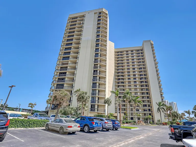 9550 S Ocean Dr #4 — Photo 37