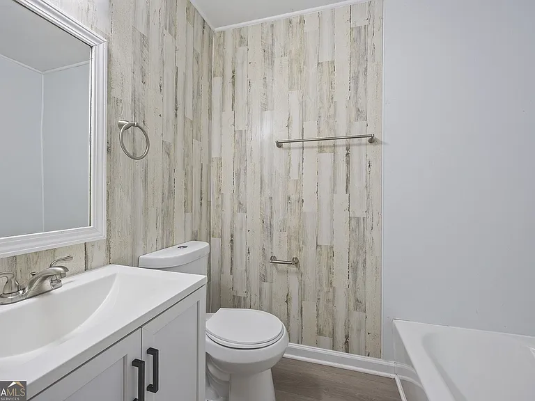3415 Travis Blvd — Photo 4
