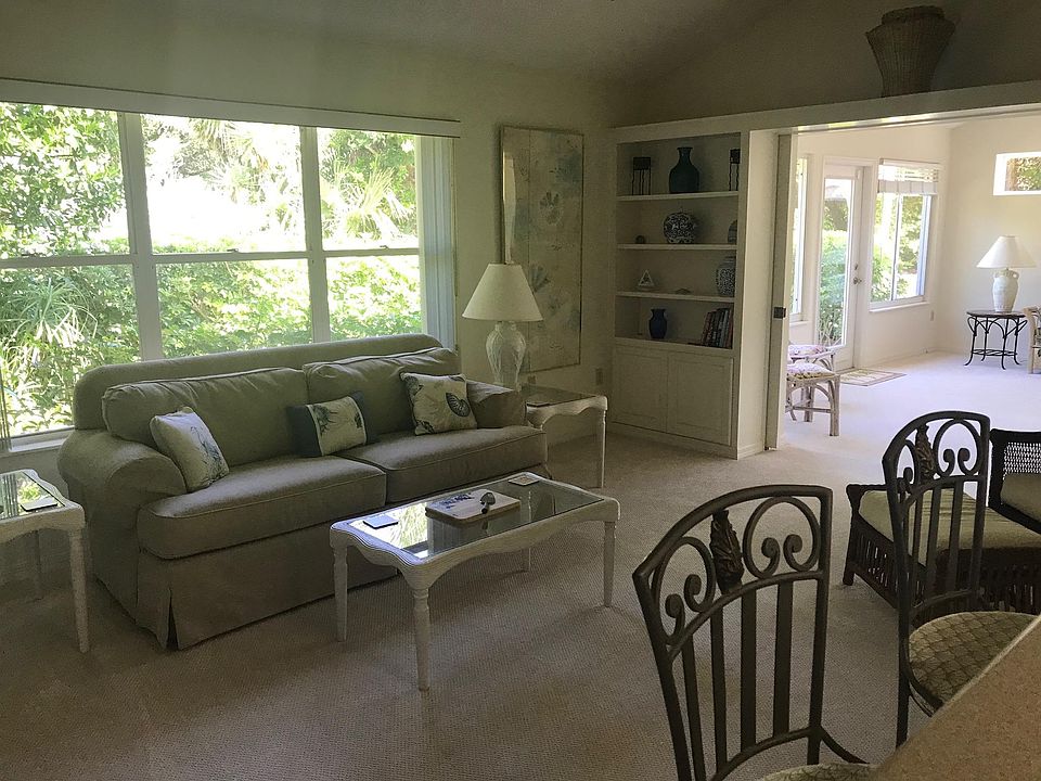 1st image of 1370 Coral Park Ln