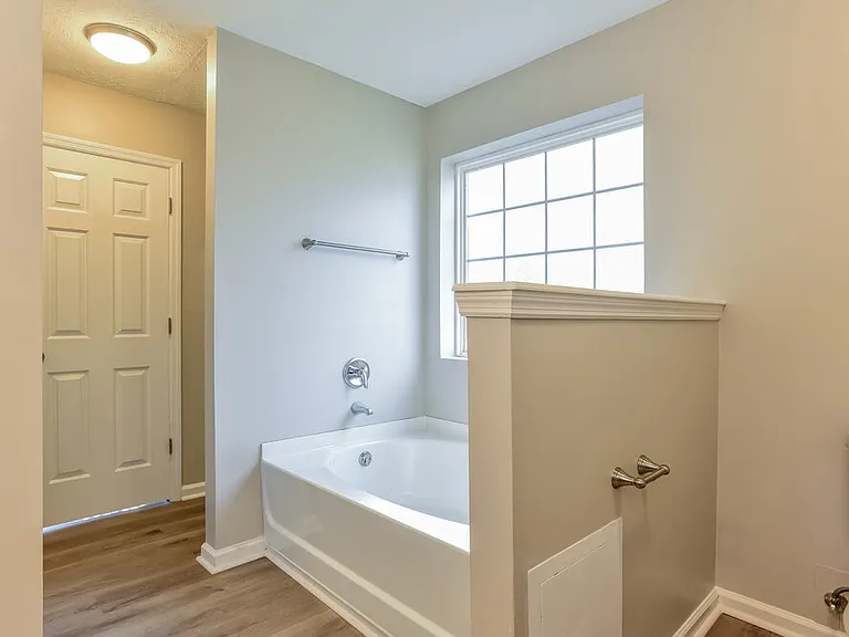 416 Lake Forest Dr — Photo 12