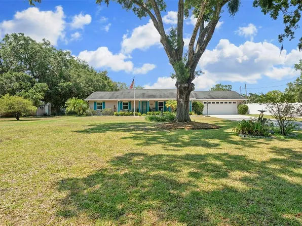 1950 Clement Rd, Lutz, FL 33549