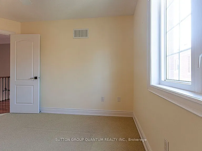 1599 Hallstone Rd — Photo 22