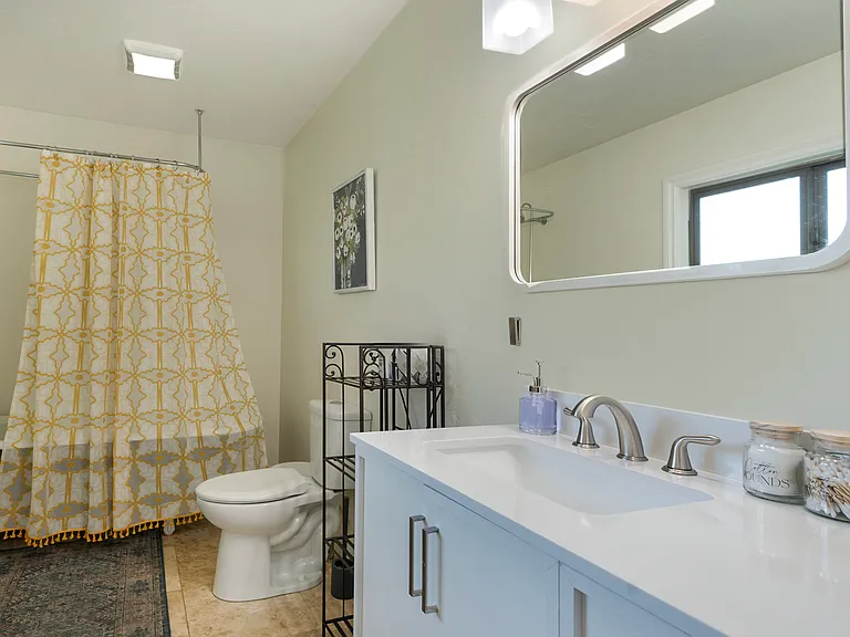 1815 Lower Valley Rd — Photo 20