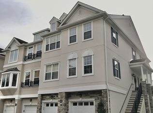 16 George Russell Way #8, Clifton, NJ 07013
