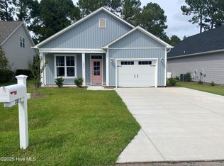 3917 Meeting Pl, Southport, NC 28461