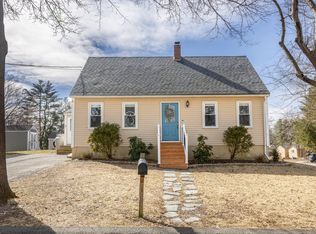 15 Vivian St, Westbrook, ME 04092
