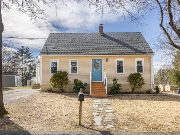 15 Vivian Street, Westbrook, ME 04092