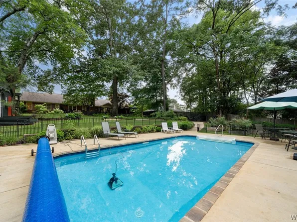 2410 Brandon Pkwy, Tuscaloosa, AL 35406