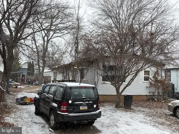 513 Princess Ave, Croydon, PA 19021