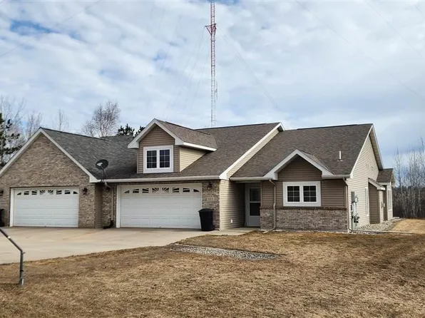 911 Carter Cir, Eveleth, MN 55734