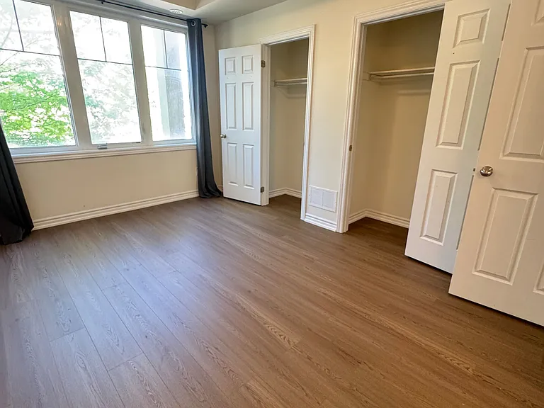1 Eaton Park Ln #14 — Photo 8