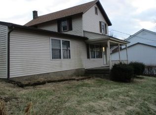 1000 Grovania Dr, Bloomsburg, PA 17815
