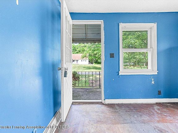 5th image of 6307 Gardenia Ave