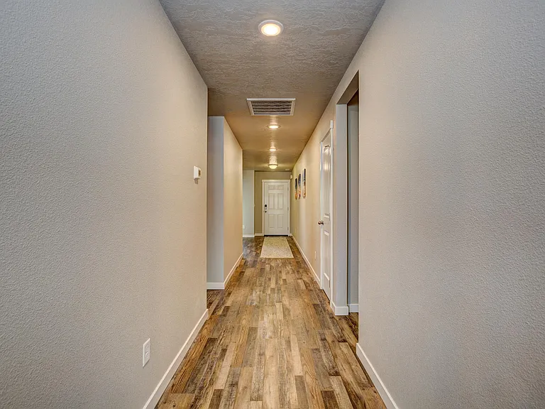 7646 E Declaration Dr — Photo 35