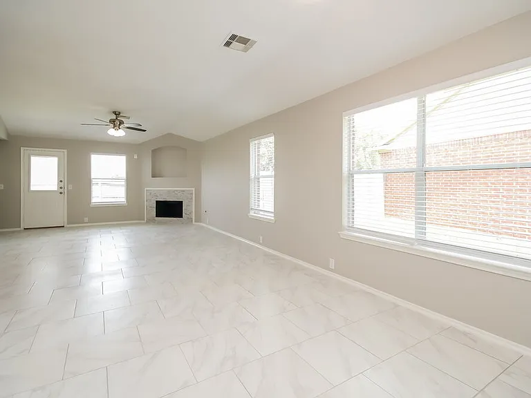 6027 Water Violet Ln — Photo 3