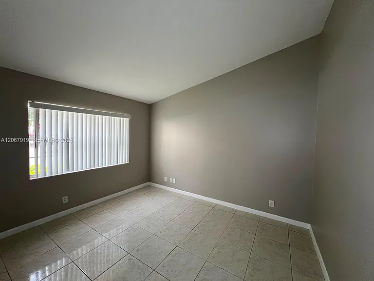 1591 Springside Dr #1591 — Photo 5
