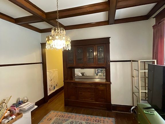 2nd image of 585 Holly Ave APT 5
