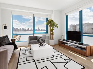 805 Harbor Blvd #404A, Weehawken, NJ 07086