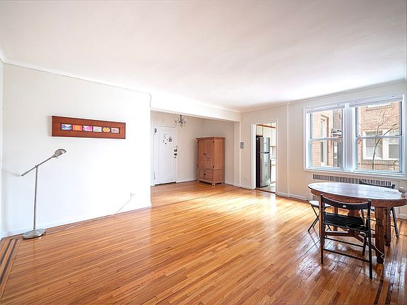 2nd image of 65-74 Saunders St APT 1F