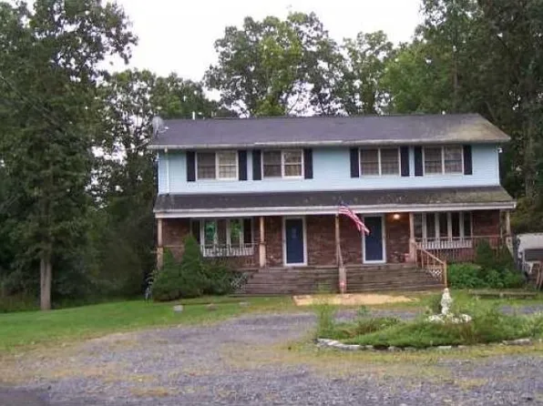 10 Penny Ln, Newburgh, NY 12550