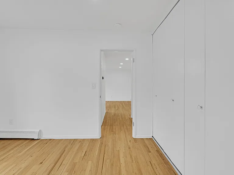 388 Courtland Ave #5C — Photo 9