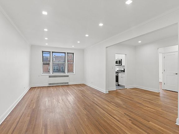 4th image of 6861 Yellowstone Blvd APT 705