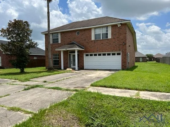 360 Sugar Plum St, Houma, LA 70364