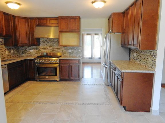 5th image of 14007 S 84th Ave