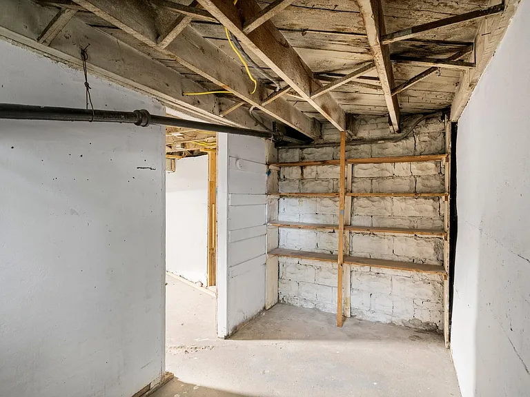 3002 Porter Ave — Photo 46