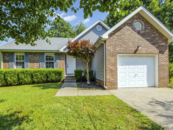 427 Sierra Ct, Clarksville, TN 37040