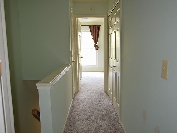 3rd image of 3054 Madden Ct