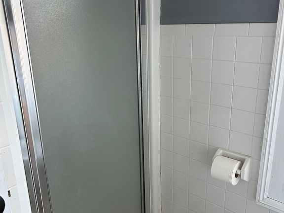 5th image of 25 West St #2