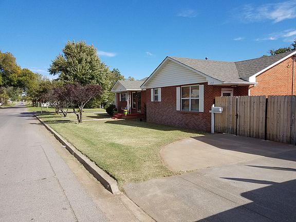 2nd image of 216 N Oklahoma Ave