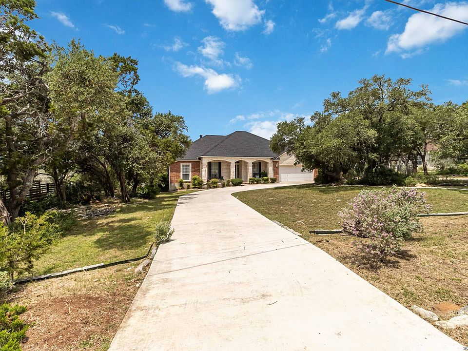 1st image of 573 MOUNTAIN OAKS DR