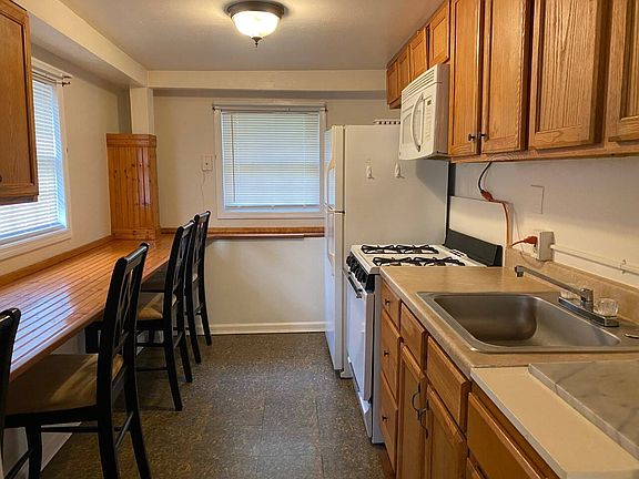 5th image of 593 Route 44 APT 55-1