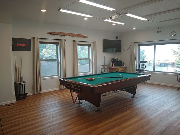 4th image of 14406 Oakwood Pl NE