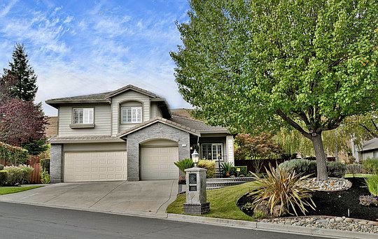 1st image of 585 Bourne Ln