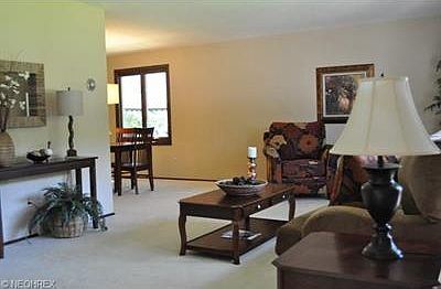 3rd image of 5725 Elm Hill Dr