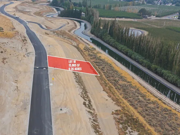 18 W 56th Ave, Kennewick, WA 99337