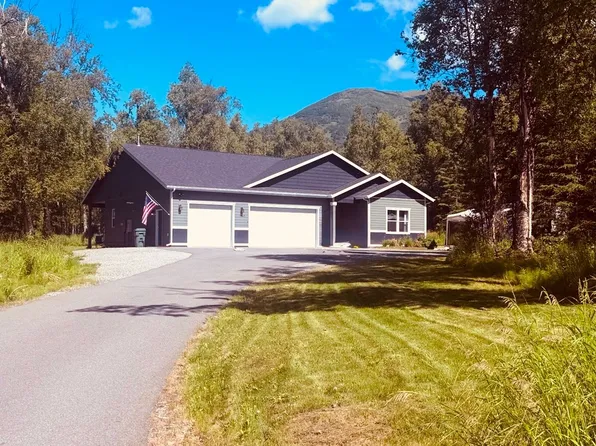 17049 E Lori Ann Cir, Palmer, AK 99645