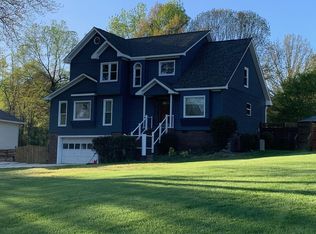 4071 Lake Shore Rd S, Denver, NC 28037