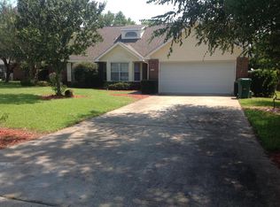 403 Parish Cv, Mary Esther, FL 32569