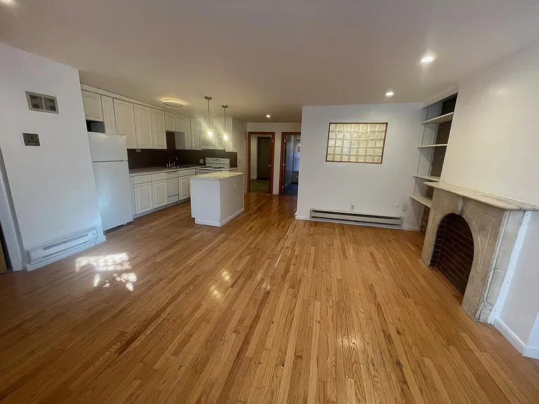 88 E Brookline St #B — Photo 4