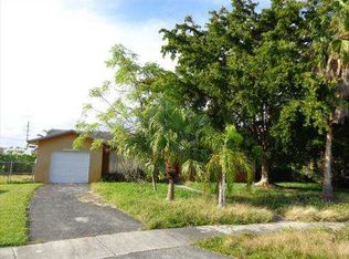 15214 SW 111th Ct, Miami, FL 33157