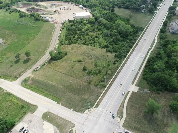 SE 45th St, Topeka, KS 66609