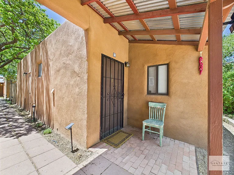 730 Columbia St #C — Photo 17