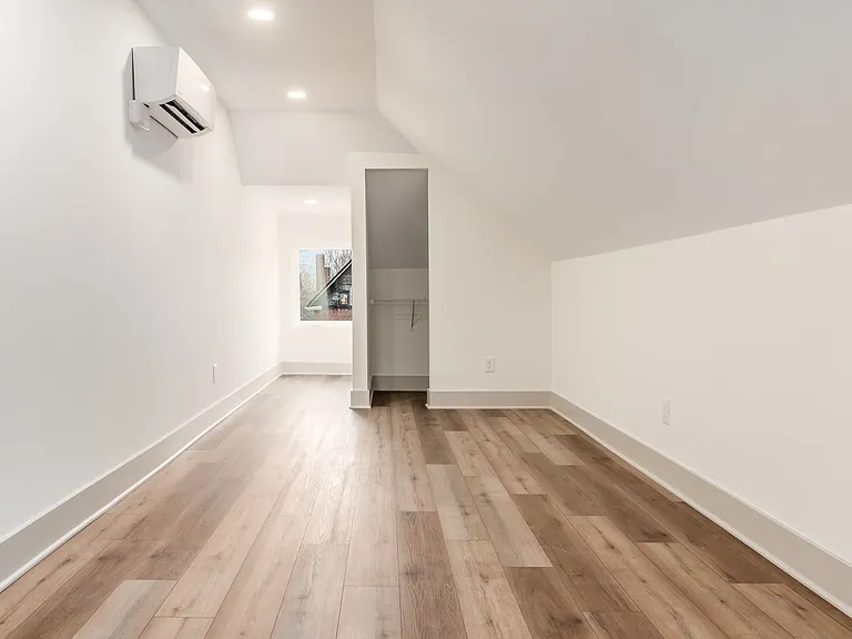818 S Champion Ave — Photo 27