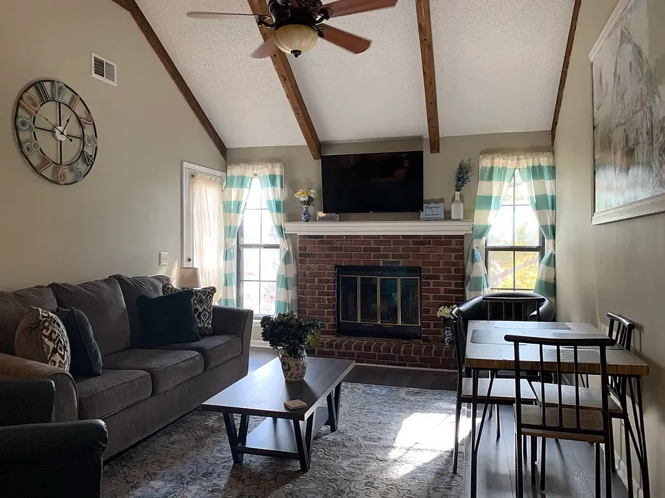 12019 W 58th Pl
