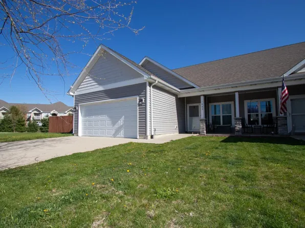 1885 S Creekside Ct, Westville, IN 46391