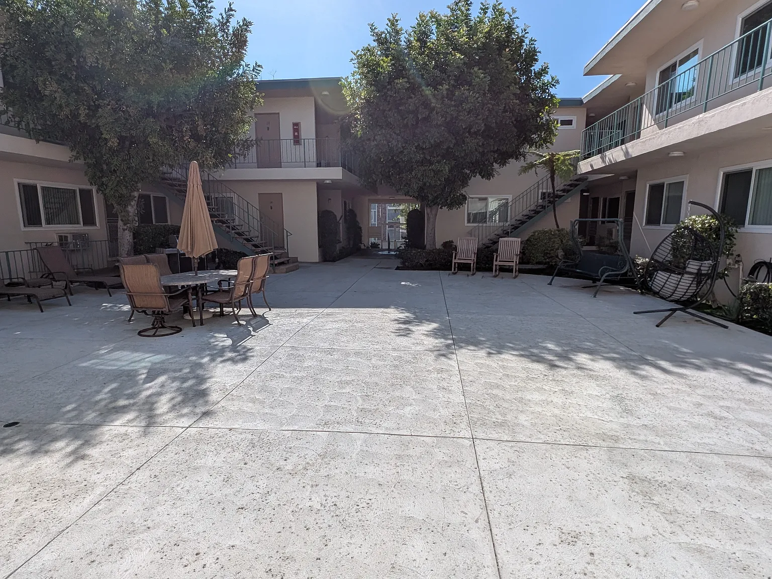 Providencia Apts — Photo 3